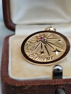 Médaille Etoile d'amour or jaune