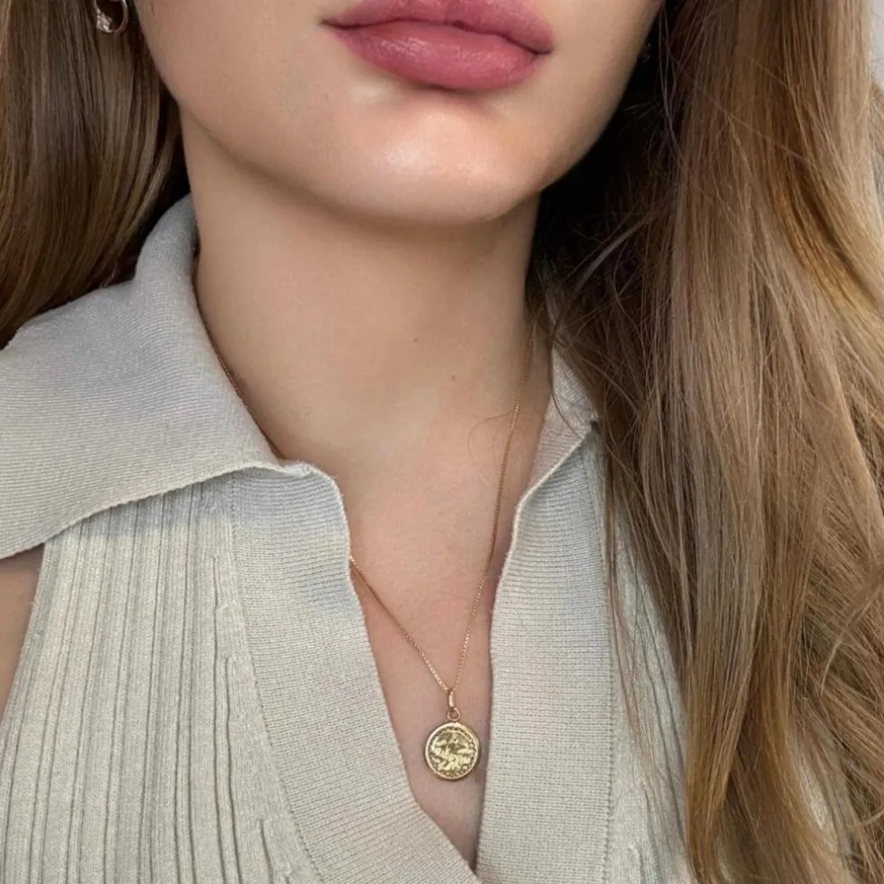 Médaille Or Jaune 18k Marie