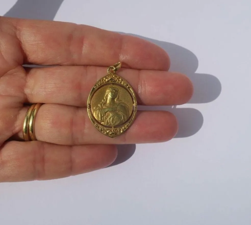 Médaille pendentif Dropsy Art Nouveau Vierge
