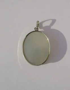 Médaille pendentif vintage Vierge nacre or blanc