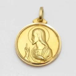 médaille scapulaire en or jaune