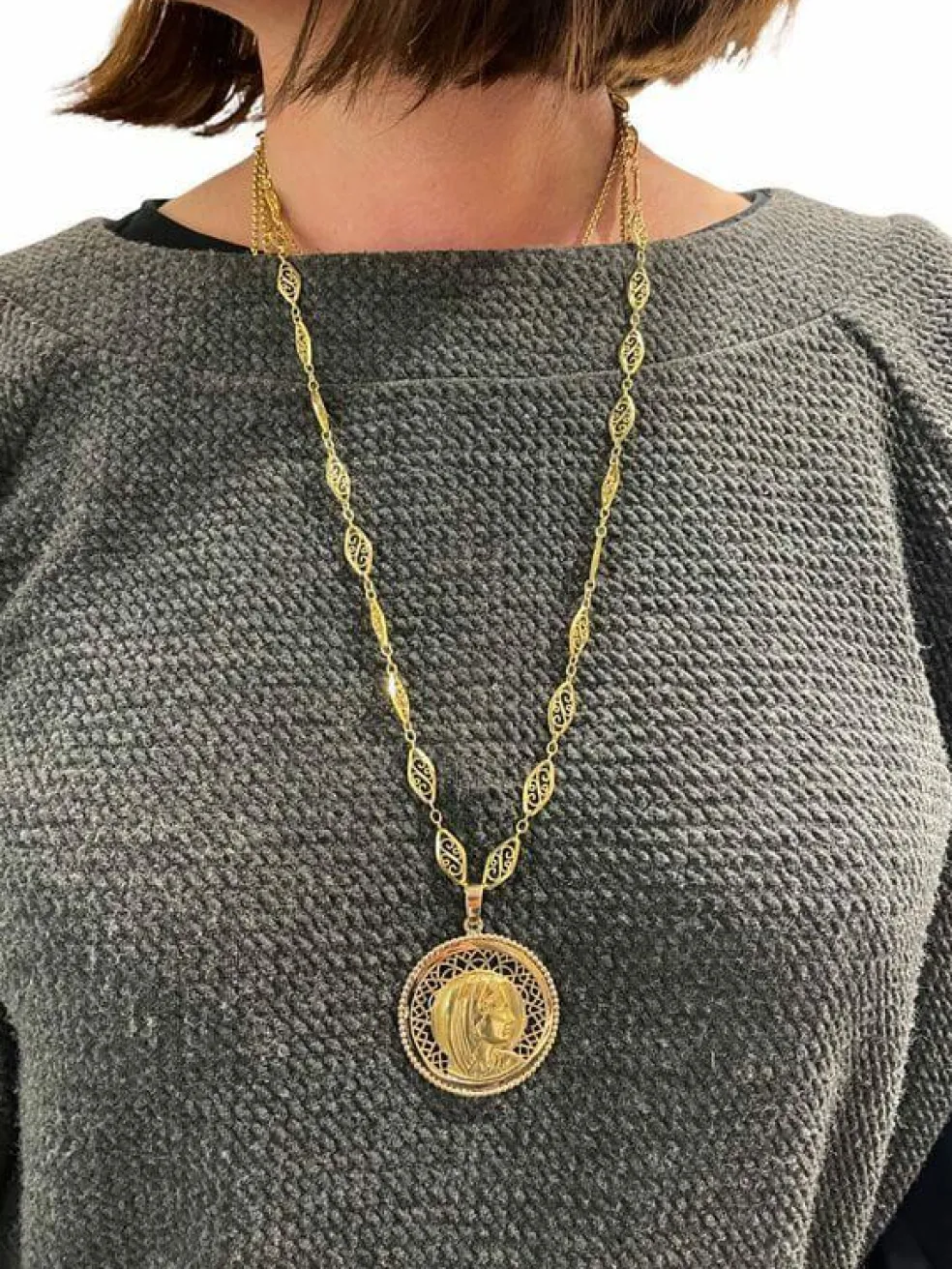 MÉDAILLE VIERGE ANCIENNE