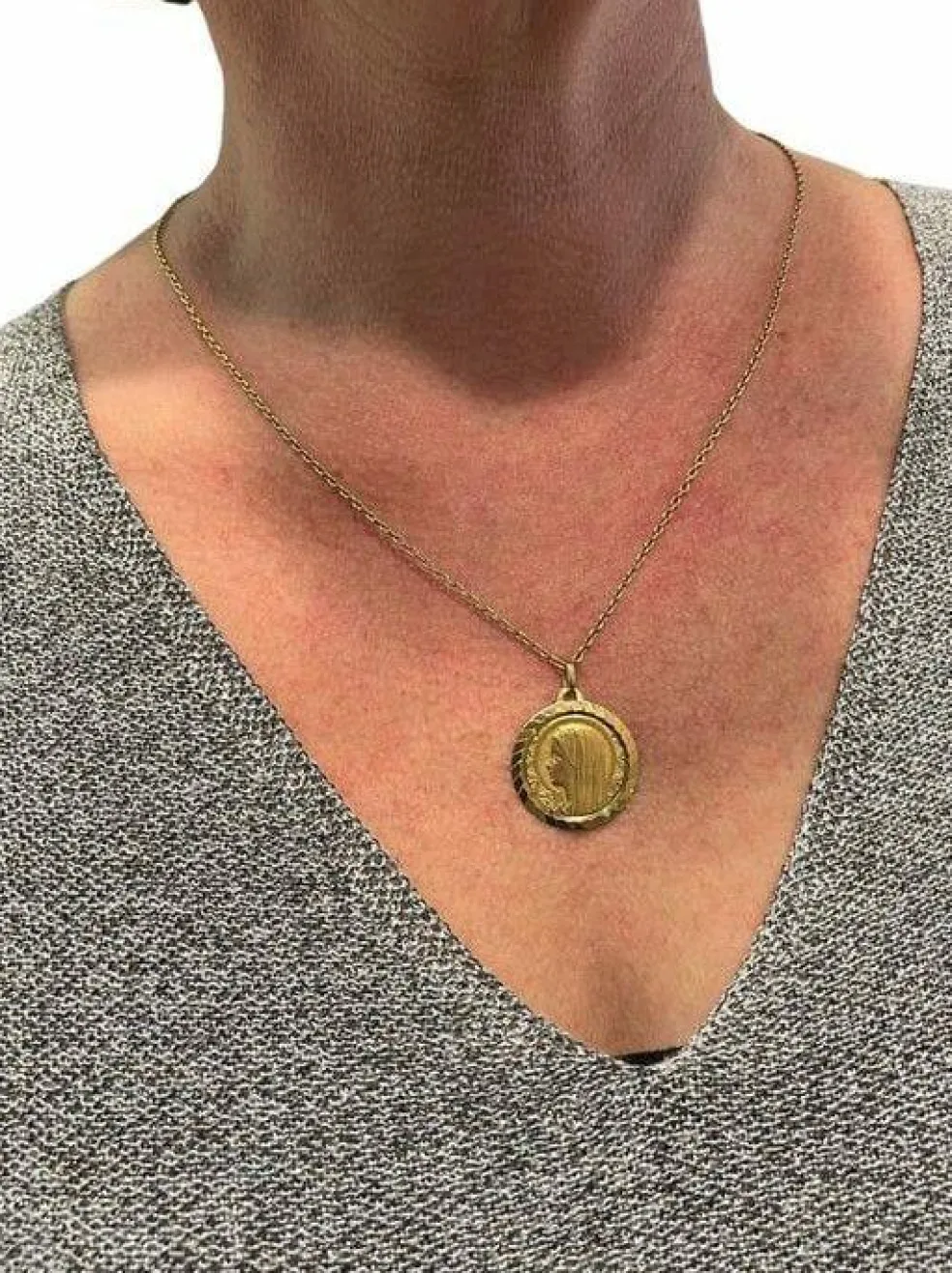 MÉDAILLE VIERGE ANCIENNE