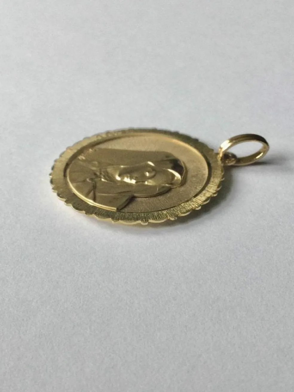 Médaille Vierge En Or Emile Dropsy