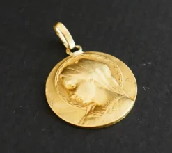 Médaille vierge, en or jaune