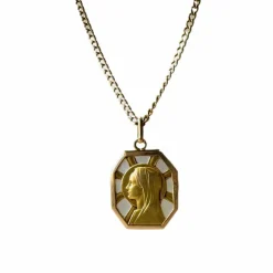 Médaille Vierge et nacre