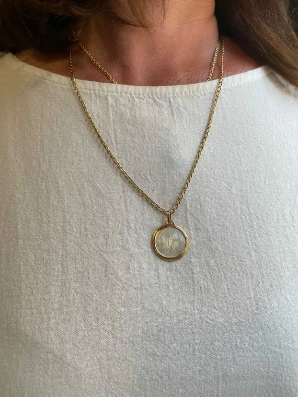 MÉDAILLE VIERGE NACRE SIGNÉE H.DROPSY