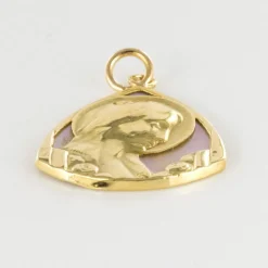 Médaille vierge or et nacre