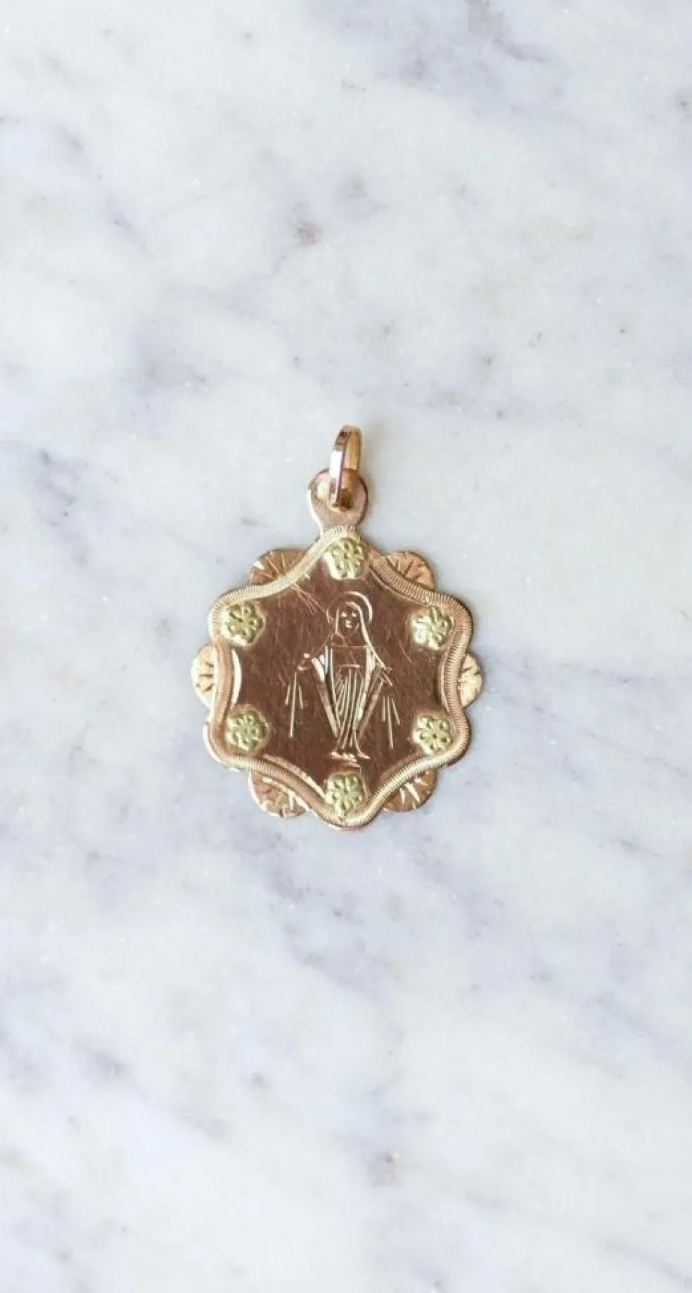 Médaille Vierge or rose