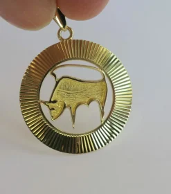Médaille Zodiaque vintage Taureau or