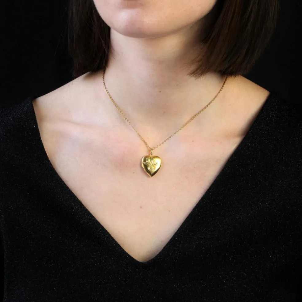 Médaillon ancien coeur perles fines or jaune et or vert