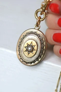 Médaillon ancien or, argent, et diamants