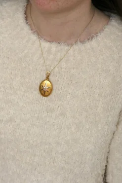 Médaillon ancien étoile or rose et or jaune, perles fines