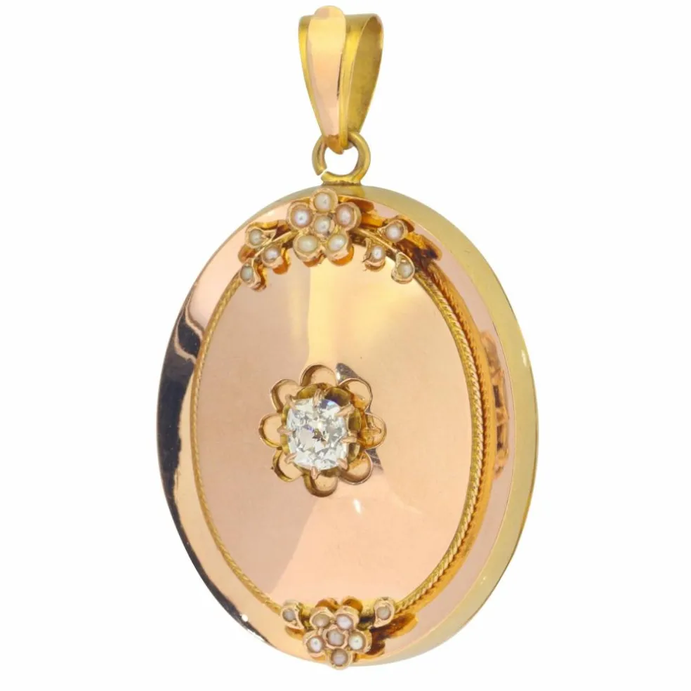 Médaillon en or avec diamant
