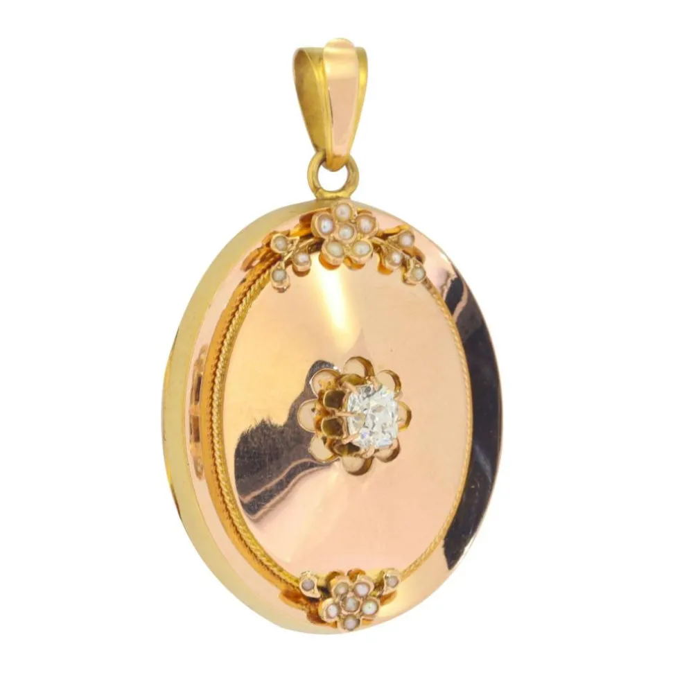 Médaillon en or avec diamant