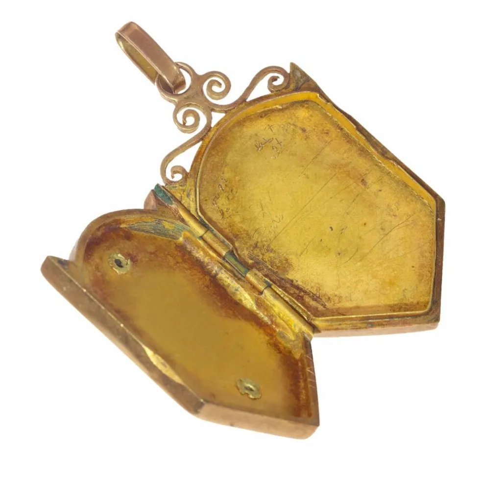 Médaillon en or avec émail, perles de rocaille