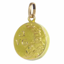Médaillon en or vintage