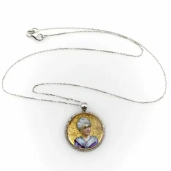 Médaillon miniature en émail victorien en or 14 carats avec chaîne en or 14 carats