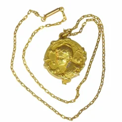 Médaillon or, avec diamants