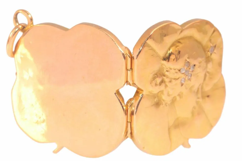 Médaillon porte-bonheur Art Nouveau Diamants