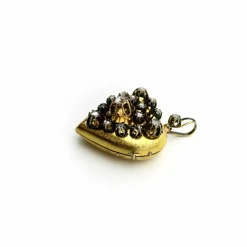 Médaillon victorien en or 18 carats avec cœur incrusté de diamants taille rose