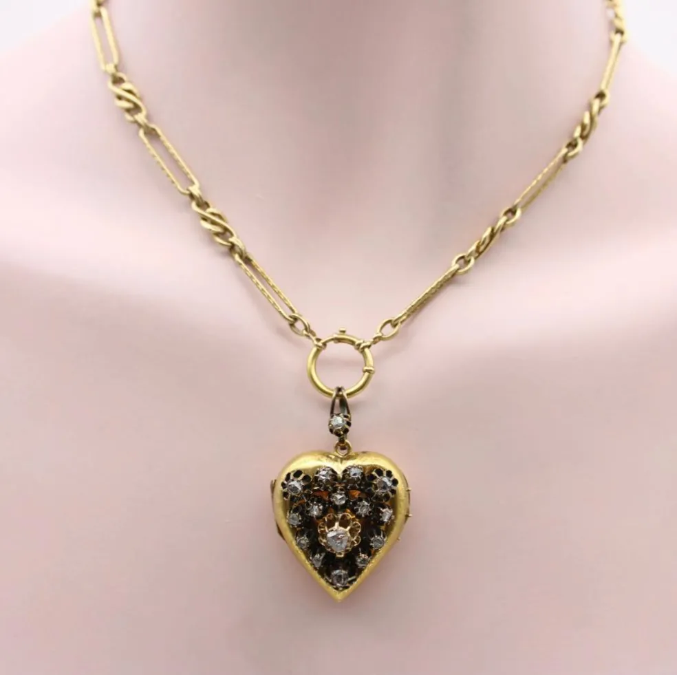 Médaillon victorien en or 18 carats avec cœur incrusté de diamants taille rose