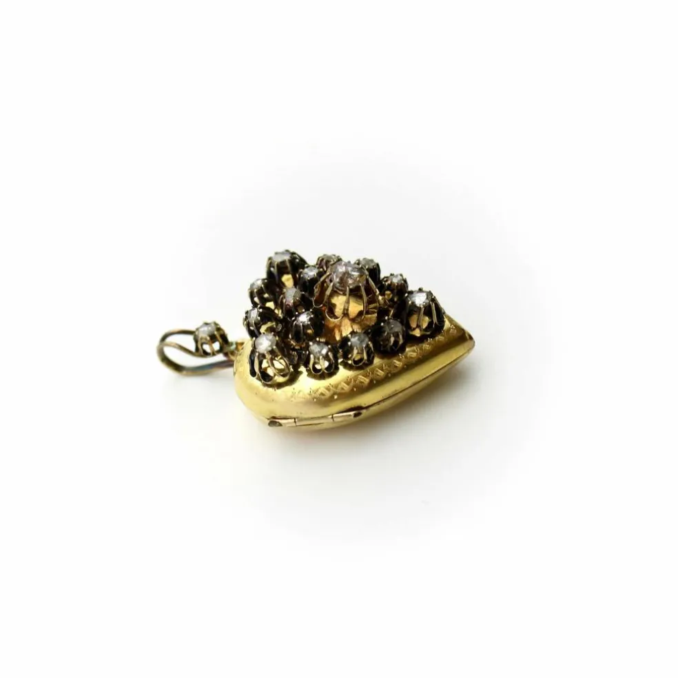 Médaillon victorien en or 18 carats avec cœur incrusté de diamants taille rose