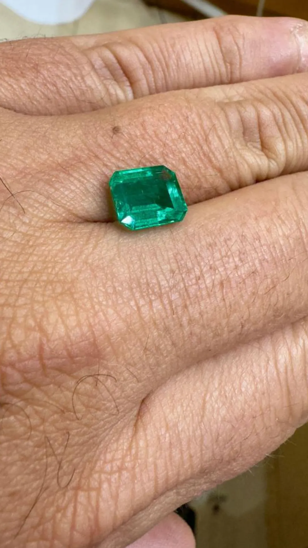 Émeraude de Colombie certifiée de 2,92 carats