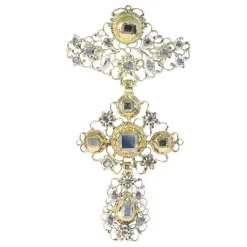 Or, croix de diamant