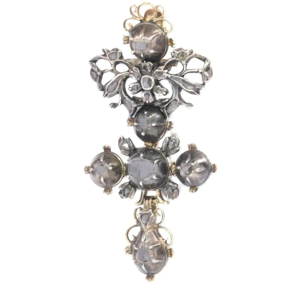 Or, croix de diamant