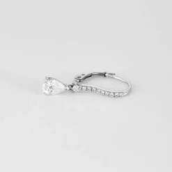 Paire boucles oreilles diamants or blanc