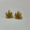 Paire de boucles d'oreilles corail et or jaune