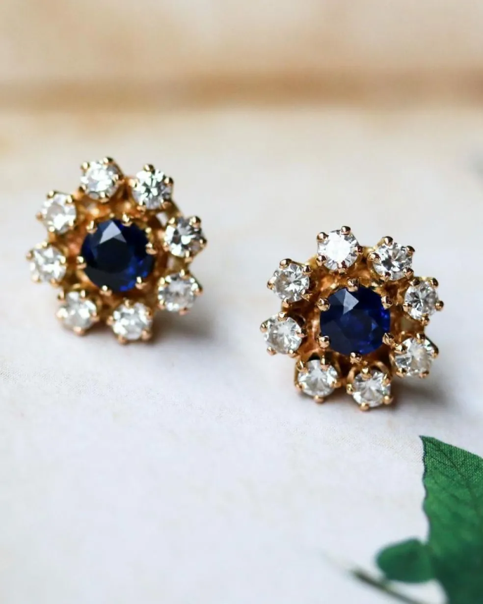 Paire de Boucles d'Oreilles Marguerite Saphir et Diamants