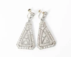 Paire de boucles d'oreilles à transformation platine et diamants