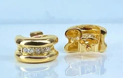 Paire de boucles d’oreilles en or jaune 18 carats et diamants