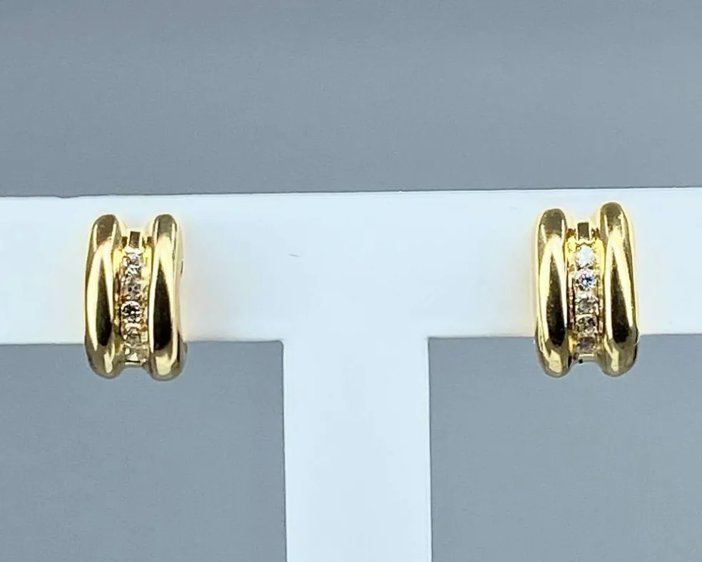 Paire de boucles d’oreilles en or jaune 18 carats et diamants