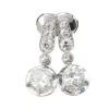 Paire de dormeuses anciennes en or blanc et diamants