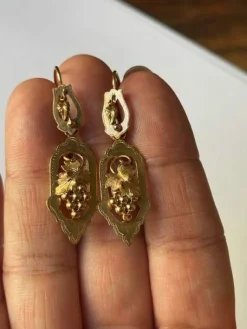 Paire de pendants d'oreilles, fin XIXème