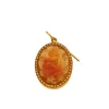 Paire de pendants sculptés or et cornaline