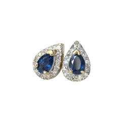 Paire de puces d'oreilles en or gris et jaune saphirs et diamants