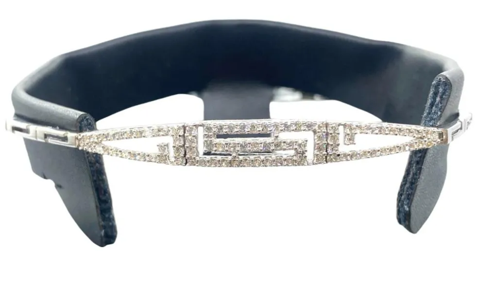Parure or gris diamants