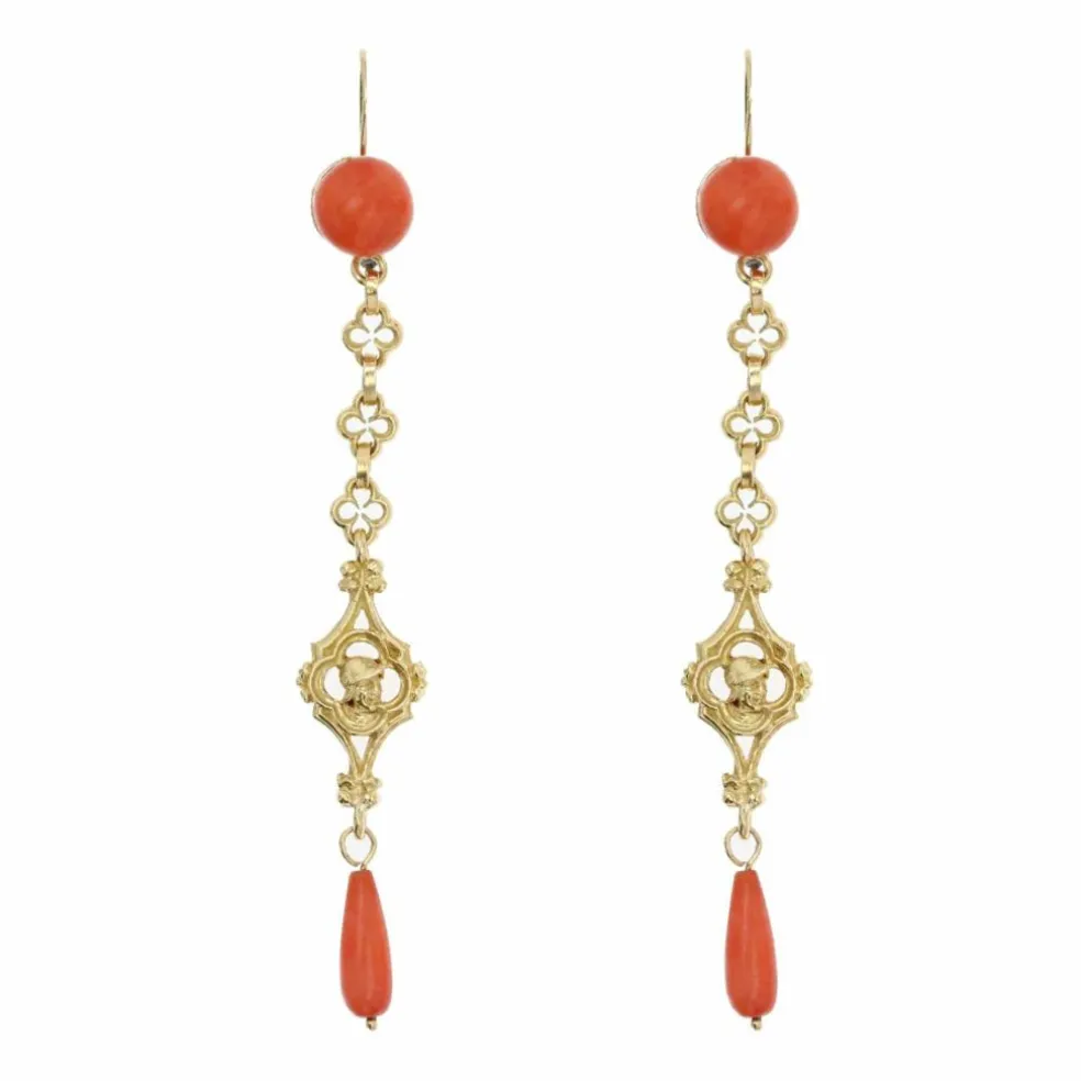 Pendants d'oreilles anciens corail et or