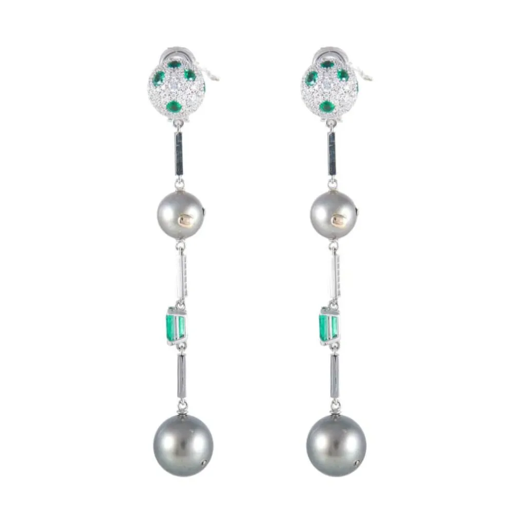 PENDANTS D'OREILLES, DIAMANTS & EMERAUDES