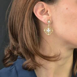 Pendants d'oreilles diamants ors jaune et blanc arabesques