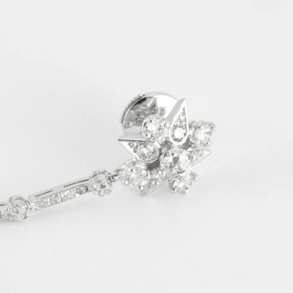 Pendants d'oreilles, or blanc et diamants