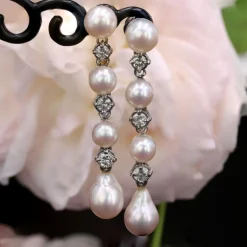 Pendants d'oreilles perles de culture et diamants