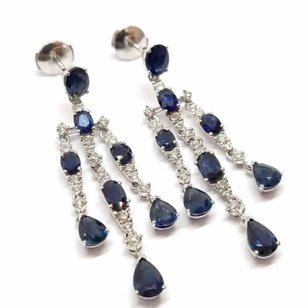 Pendants d'oreilles saphirs diamants or blanc