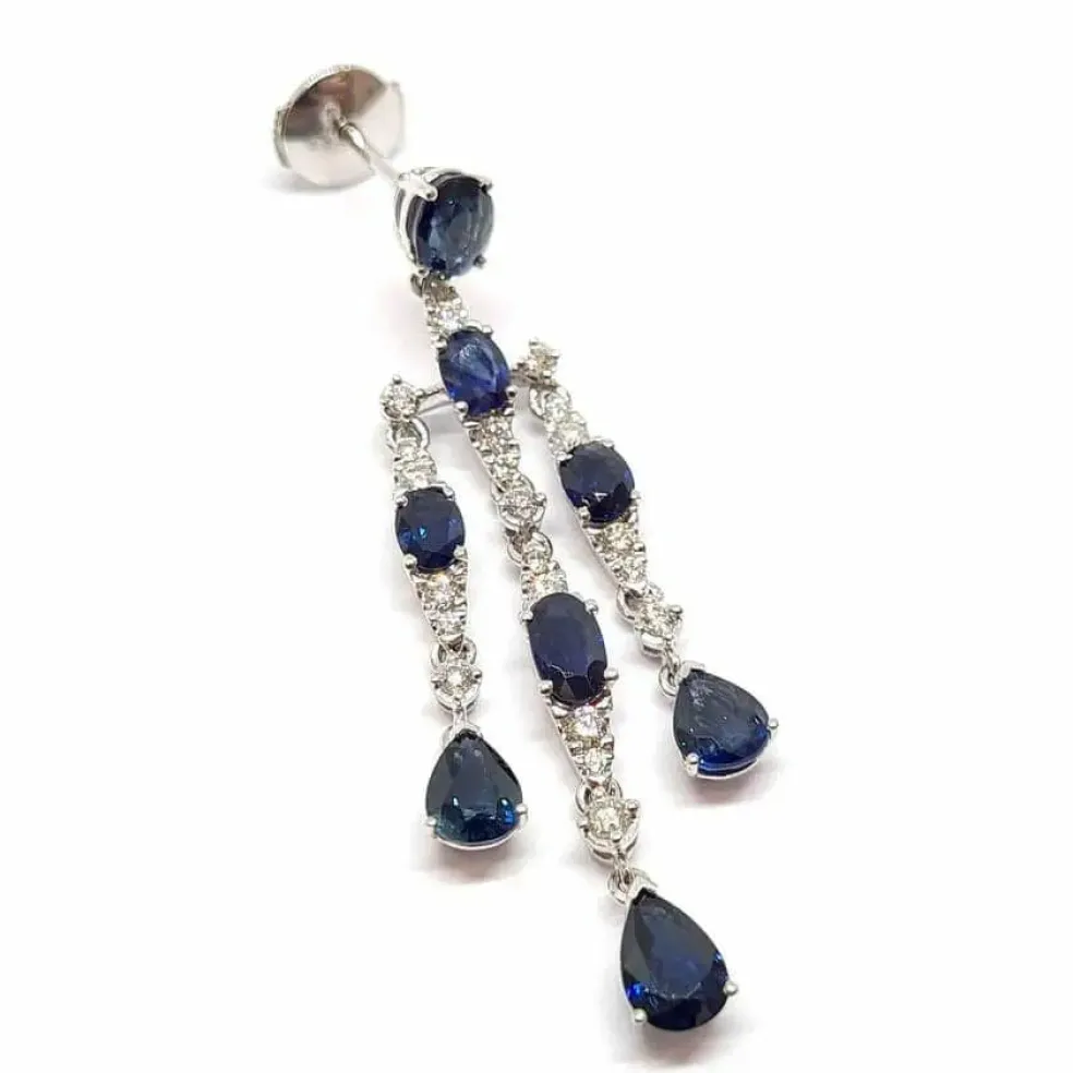 Pendants d'oreilles saphirs diamants or blanc
