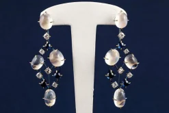 Pendants d'oreilles titane, pierre de lune, saphirs et diamants