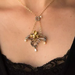Pendentif - Broche Art nouveau Diamants et Perles